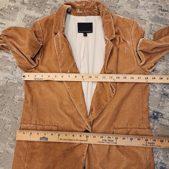 Banana Republic Velvet Warm Carmel Brown Tan Golden Single Button Blazer Size 6 - Picture 2 of 16